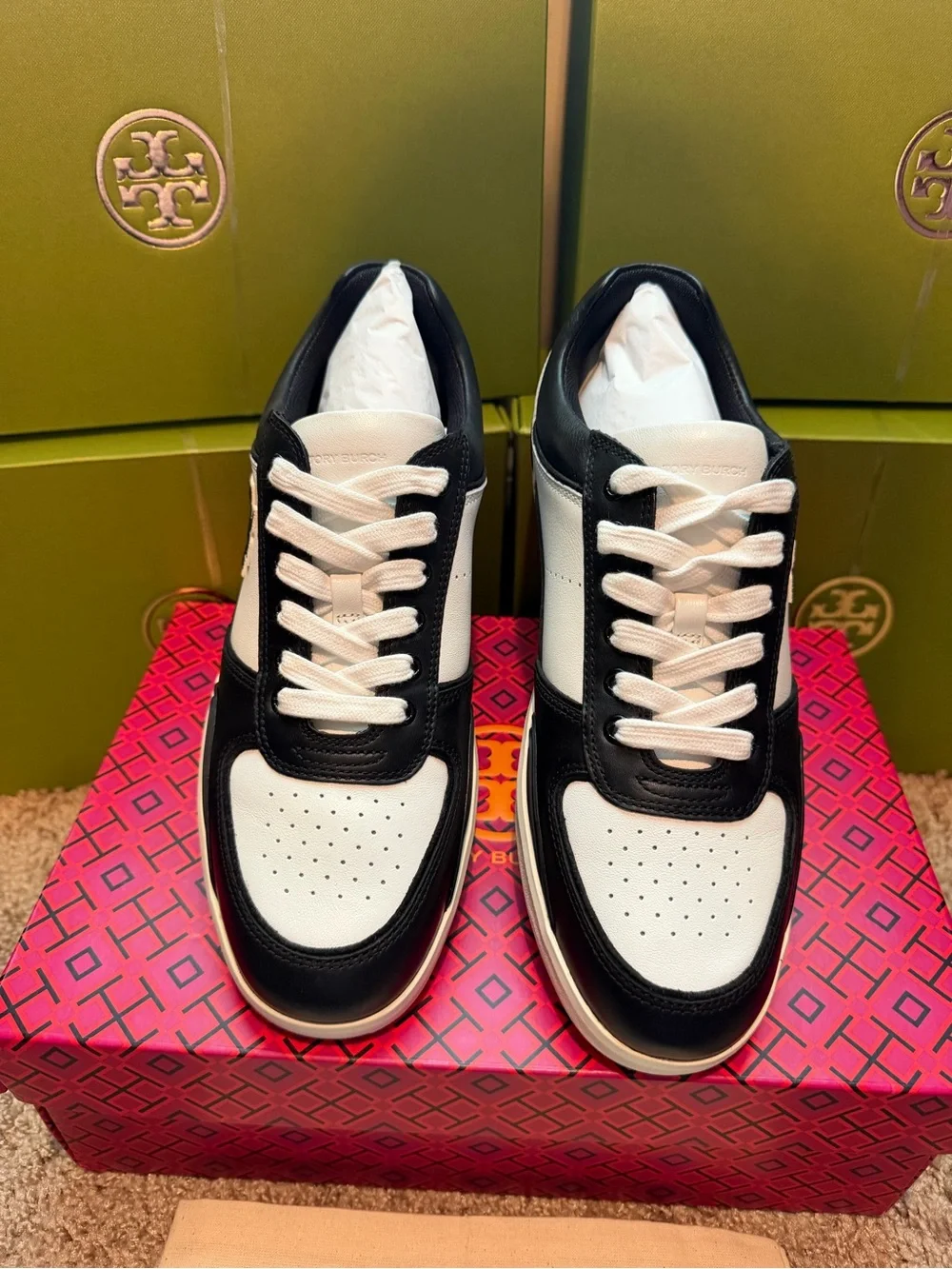 Tory Burch Black/ White Clover Court Sneakers - Picture 7 of 10